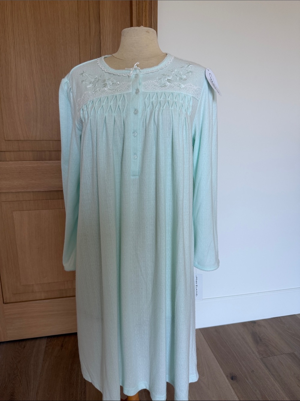 Miss Elaine Light Mint Embroidered Long-Sleeve Nightgown